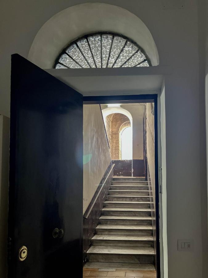 Le Scalette A Santa Chiara Lägenhet Neapel Exteriör bild