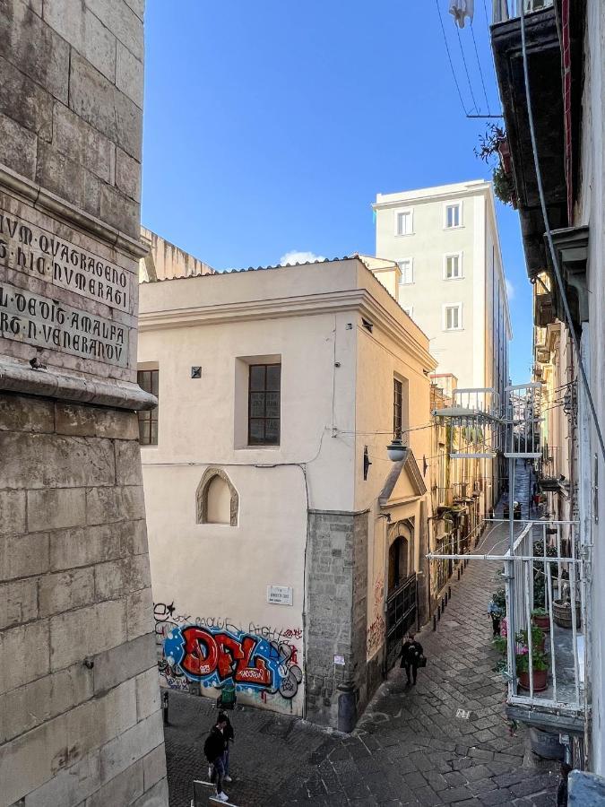 Le Scalette A Santa Chiara Lägenhet Neapel Exteriör bild